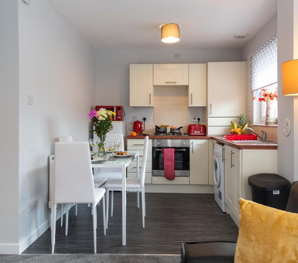Premier - Wishaw En-Suite Apartment Exterior photo